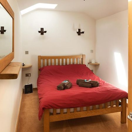 Owl'S Hoot Villa Thorndon Екстериор снимка