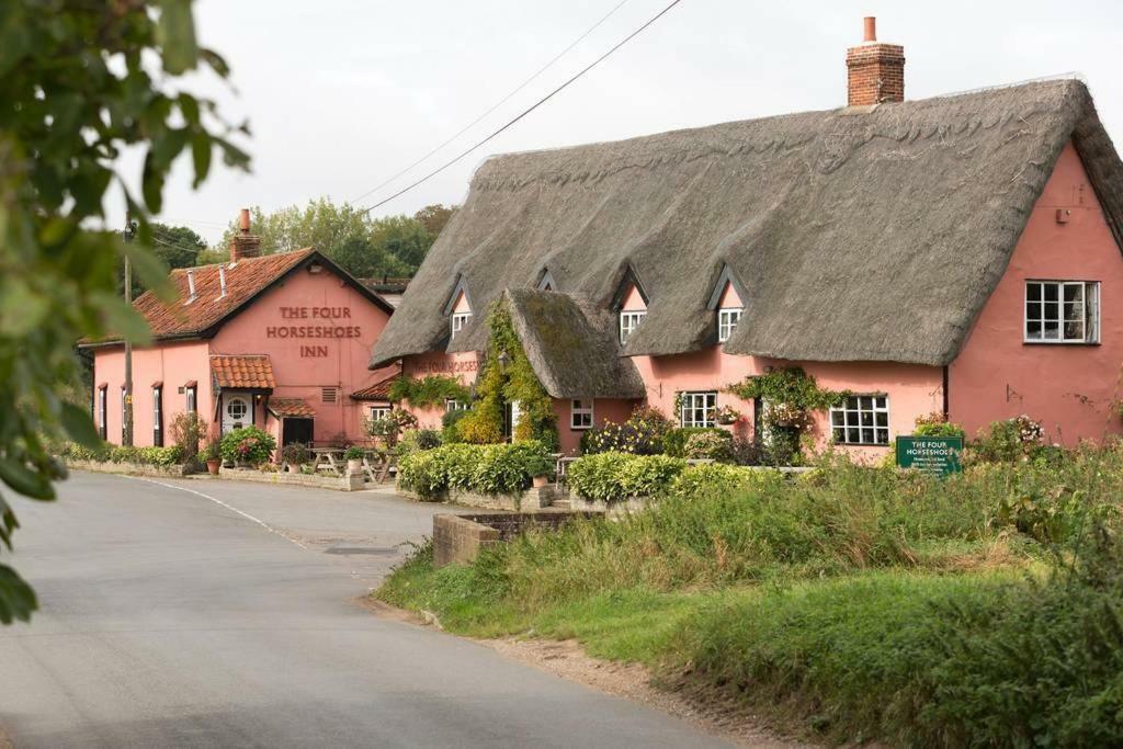 Owl'S Hoot Villa Thorndon Екстериор снимка