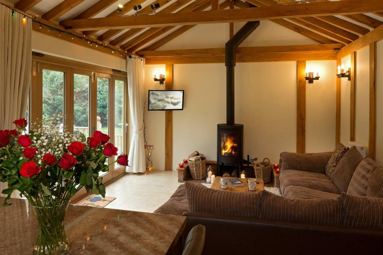 Owl'S Hoot Villa Thorndon Екстериор снимка