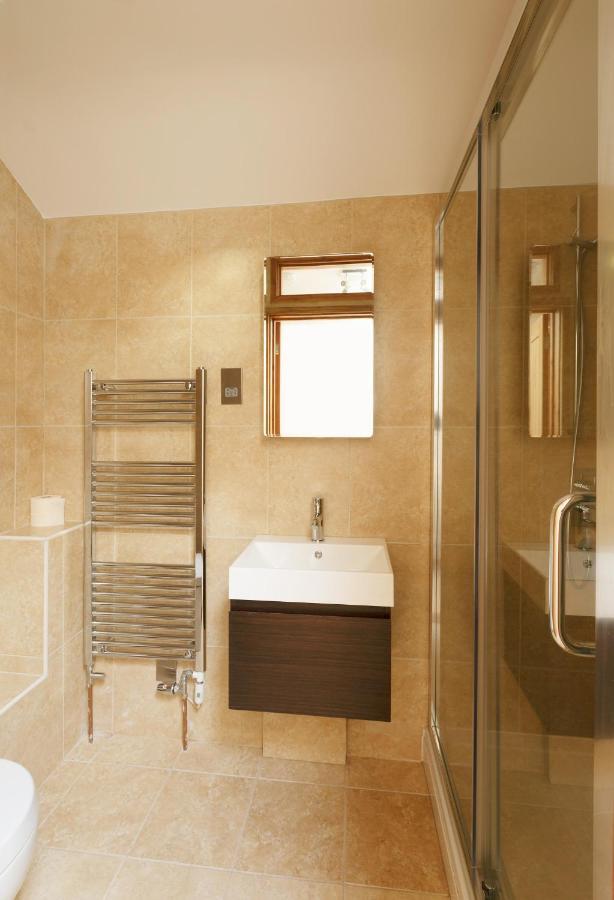 Owl'S Hoot Villa Thorndon Екстериор снимка